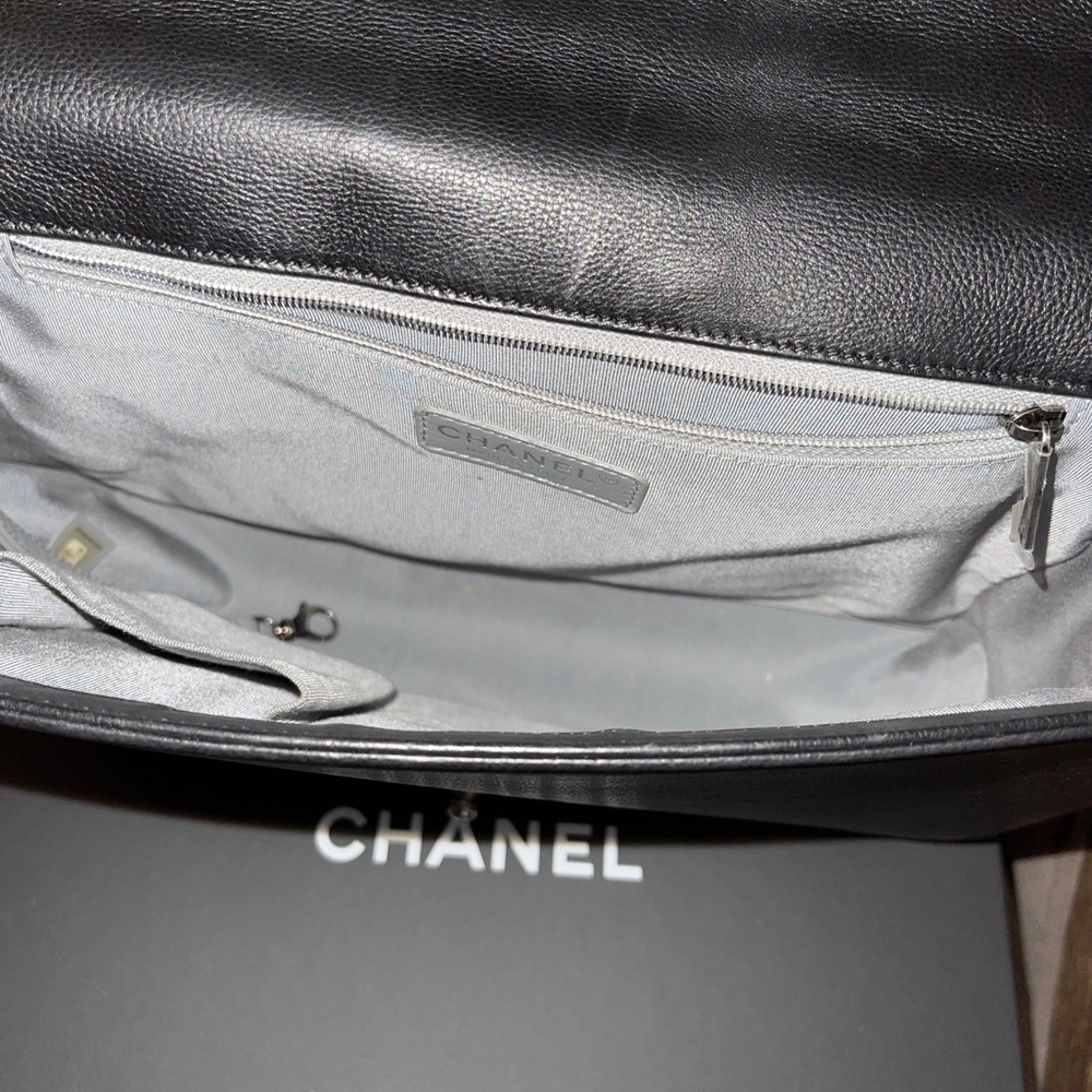 Chanel Boy - Picture 5 of 6
